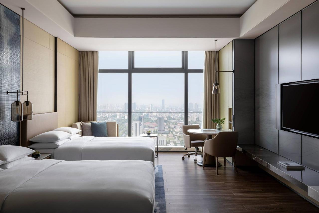 Zhangjiagang Marriott Hotel Buitenkant foto