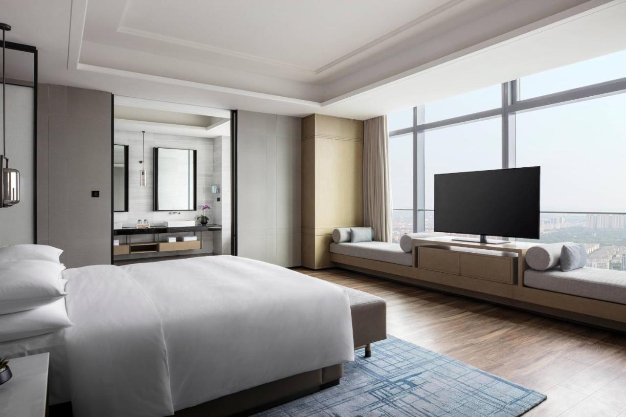 Zhangjiagang Marriott Hotel Buitenkant foto