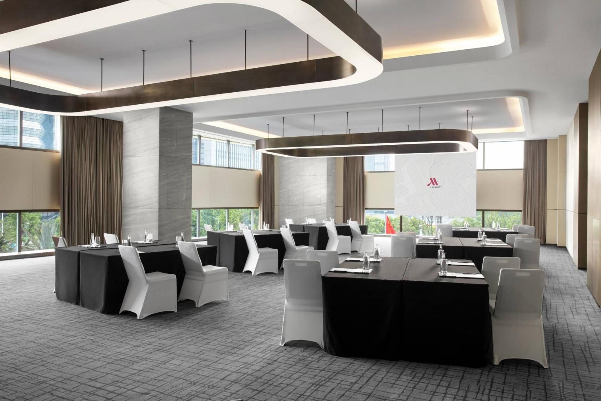 Zhangjiagang Marriott Hotel Buitenkant foto