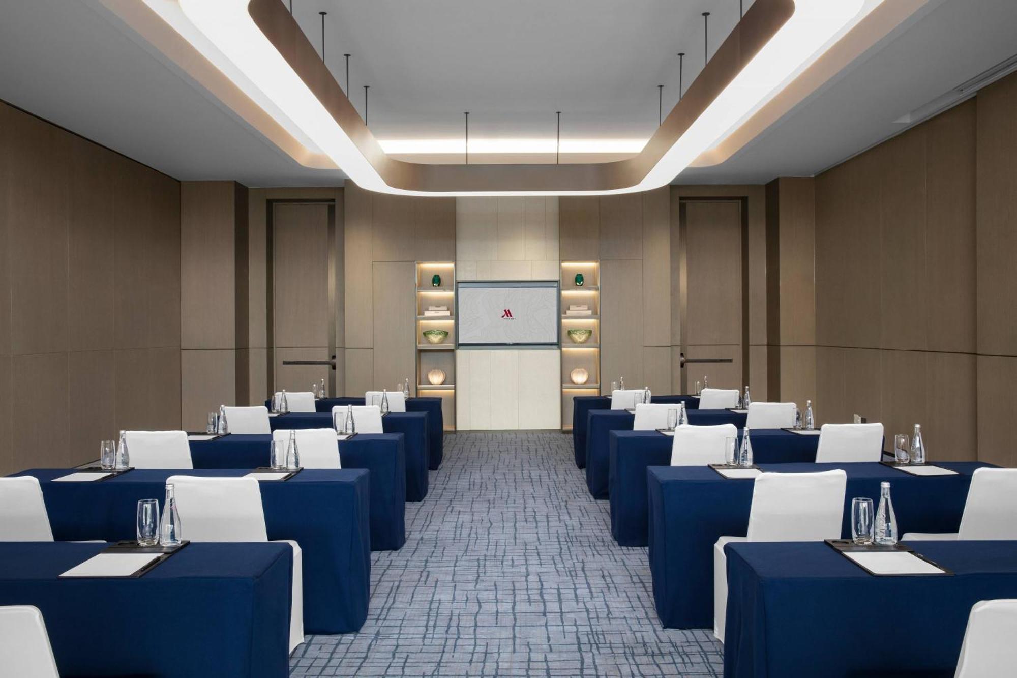 Zhangjiagang Marriott Hotel Buitenkant foto