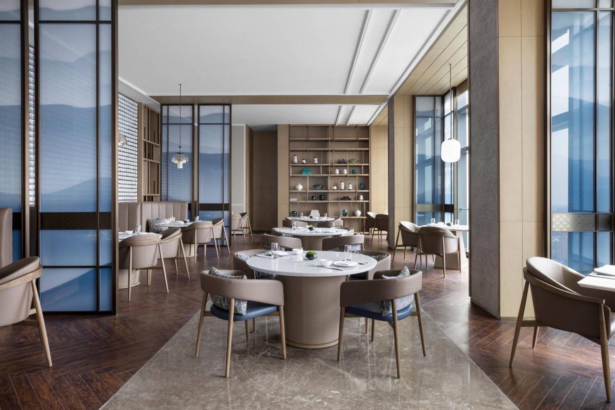 Zhangjiagang Marriott Hotel Buitenkant foto